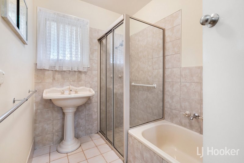 Photo - 8 Seaborough Road, Elizabeth Park SA 5113 - Image 12
