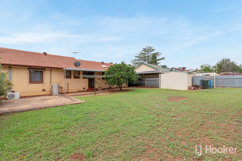 Photo - 8 Seaborough Road, Elizabeth Park SA 5113 - Image 16