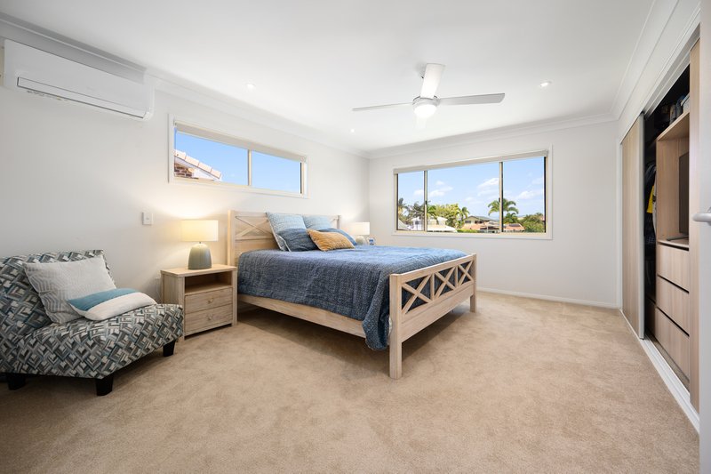 Photo - 8 Seabreeze Street, Paradise Point QLD 4216 - Image 17