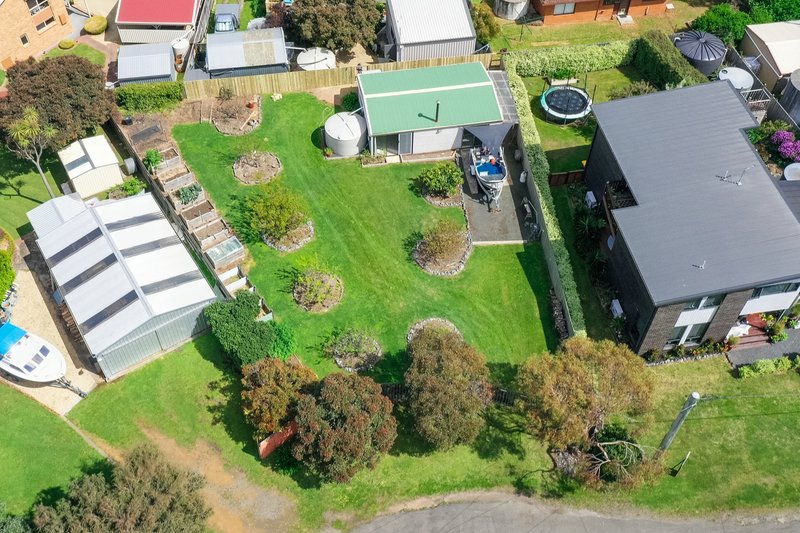 Photo - 8 Seacroft Court, South Arm TAS 7022 - Image 5