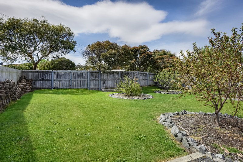 Photo - 8 Seacroft Court, South Arm TAS 7022 - Image 7