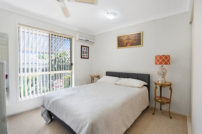 Photo - 8 Seafarer Place, Banksia Beach QLD 4507 - Image 13