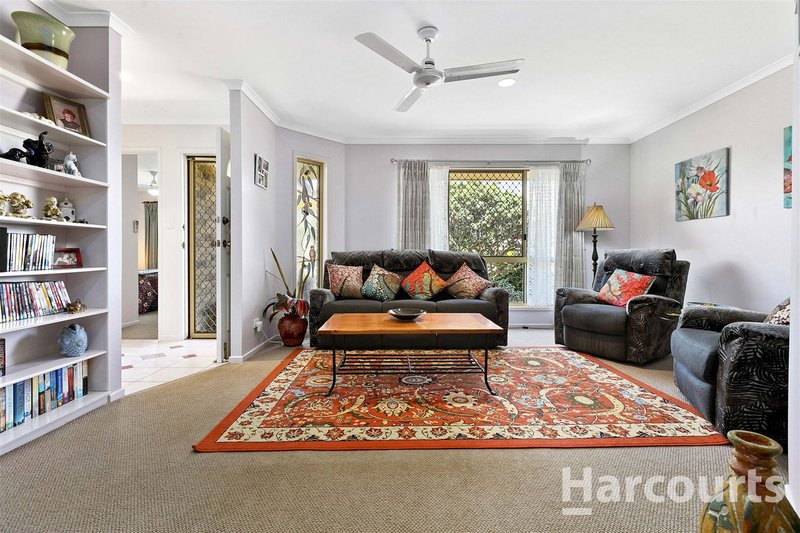 Photo - 8 Sealink Drive, Point Vernon QLD 4655 - Image 3