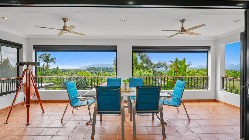 Photo - 8 Seaview Close, Bayview Heights QLD 4868 - Image 4