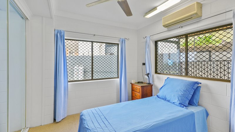 Photo - 8 Seaview Close, Bayview Heights QLD 4868 - Image 10