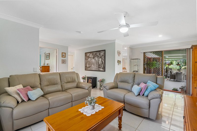 Photo - 8 Seletar Place, Tanah Merah QLD 4128 - Image 7