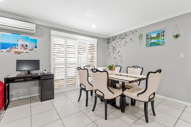 Photo - 8 Selwyn Close, Forest Lake QLD 4078 - Image 7