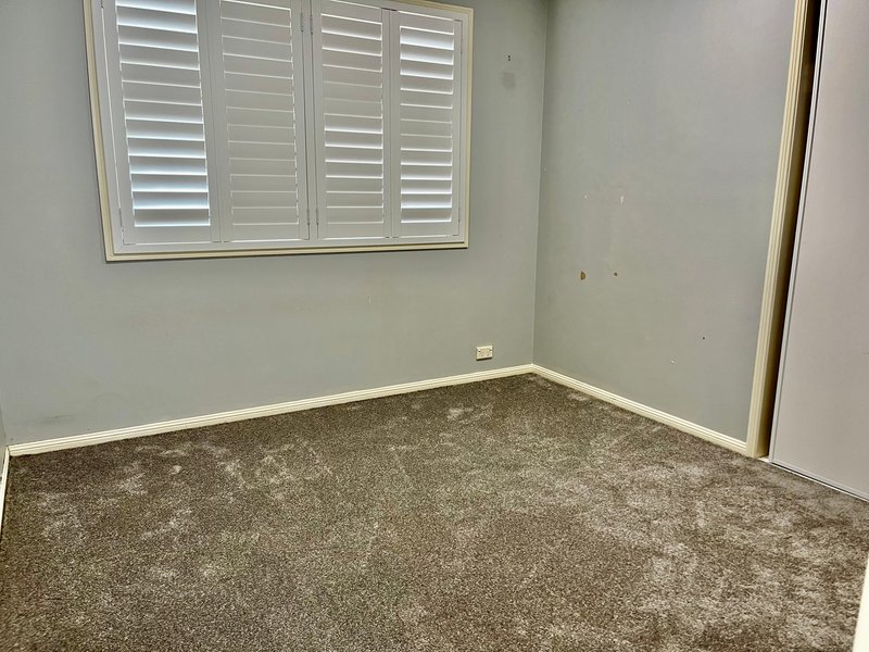 Photo - 8 Selwyn Close, Forest Lake QLD 4078 - Image 8