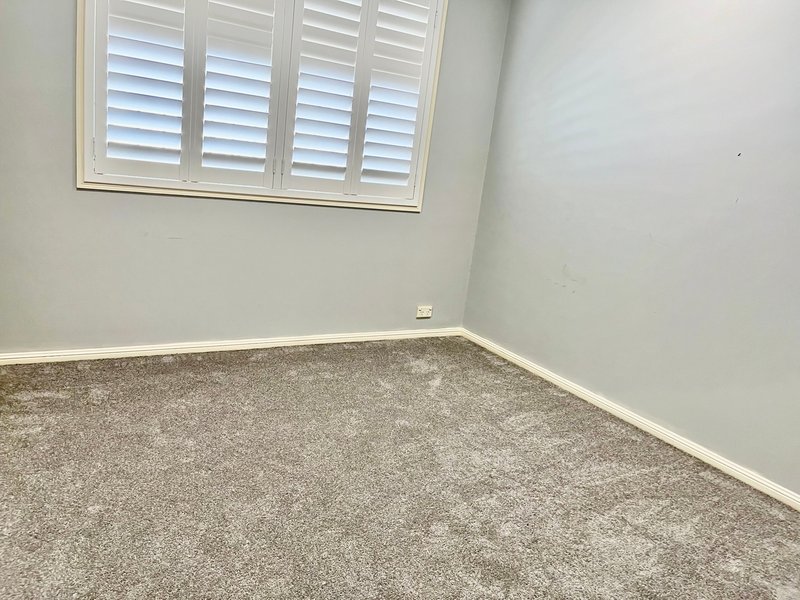 Photo - 8 Selwyn Close, Forest Lake QLD 4078 - Image 10