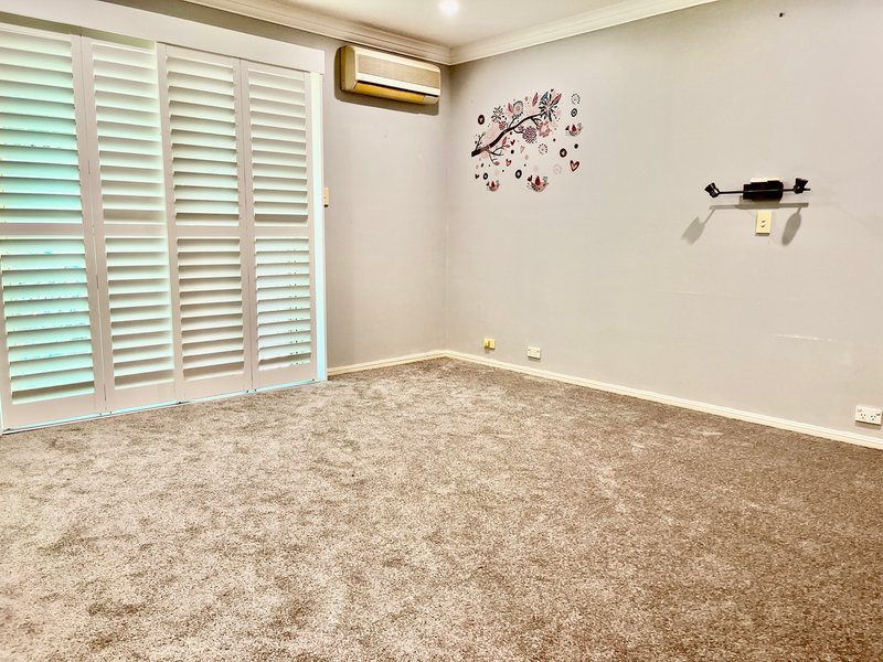 Photo - 8 Selwyn Close, Forest Lake QLD 4078 - Image 11