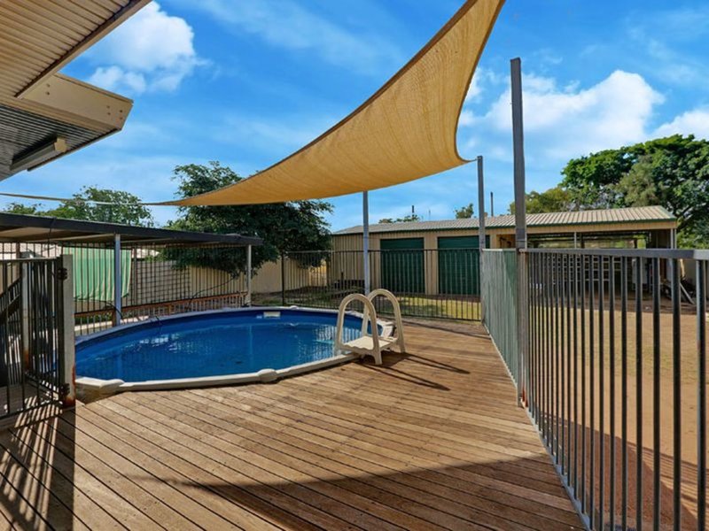 Photo - 8 Seventeenth Avenue, Mount Isa QLD 4825 - Image 9