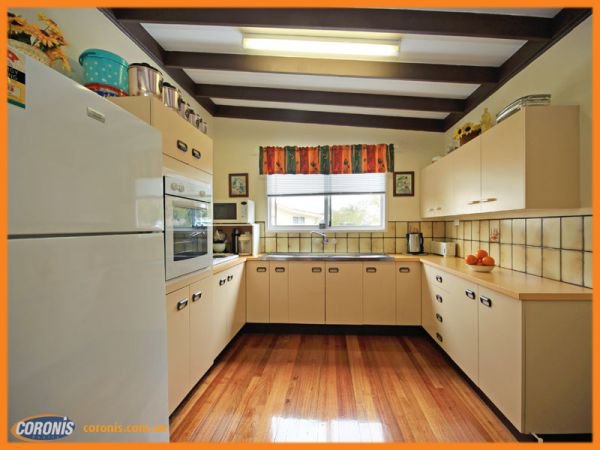 Photo - 8 Shakespeare Court, Caboolture QLD 4510 - Image 5