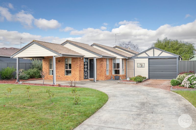 Photo - 8 Shari Drive, Delacombe VIC 3356 - Image 1