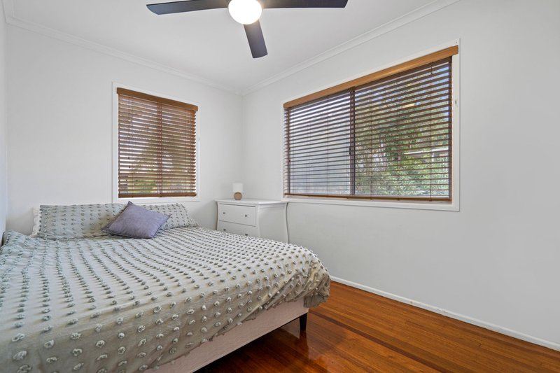 Photo - 8 She Oak Street, Logan Central QLD 4114 - Image 8