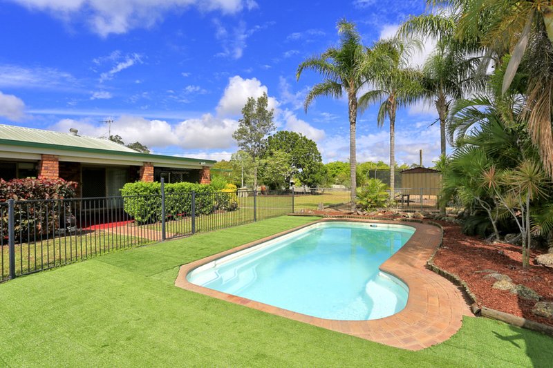 8 Shetland Ct , Branyan QLD 4670