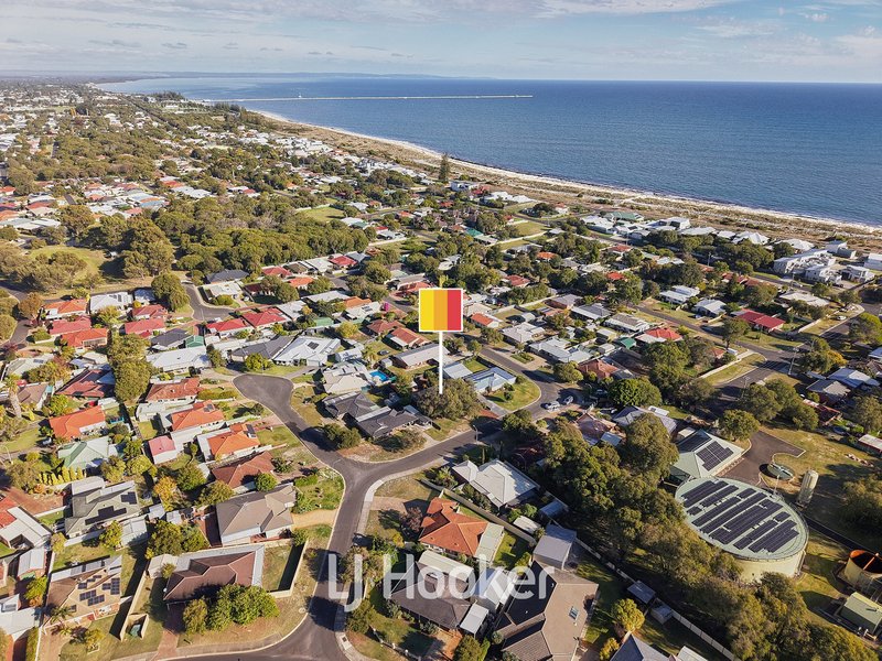 Photo - 8 Silver Gull Court, Geographe WA 6280 - Image 14