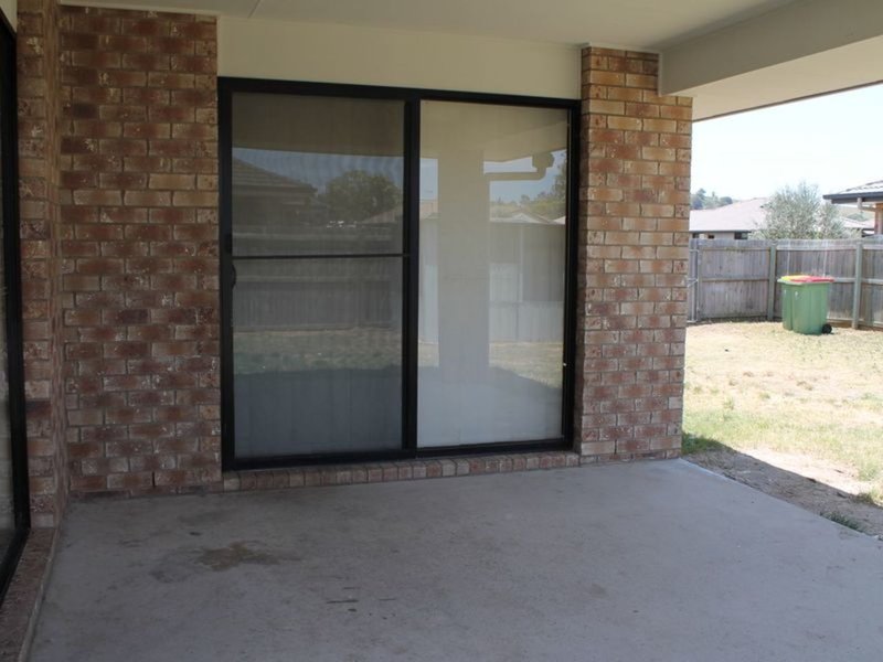 Photo - 8 Silver Wattle Place, Laidley QLD 4341 - Image 4