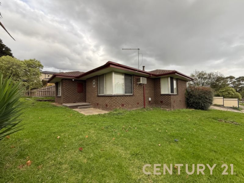 Photo - 8 Silverton Drive, Noble Park North VIC 3174 - Image 1