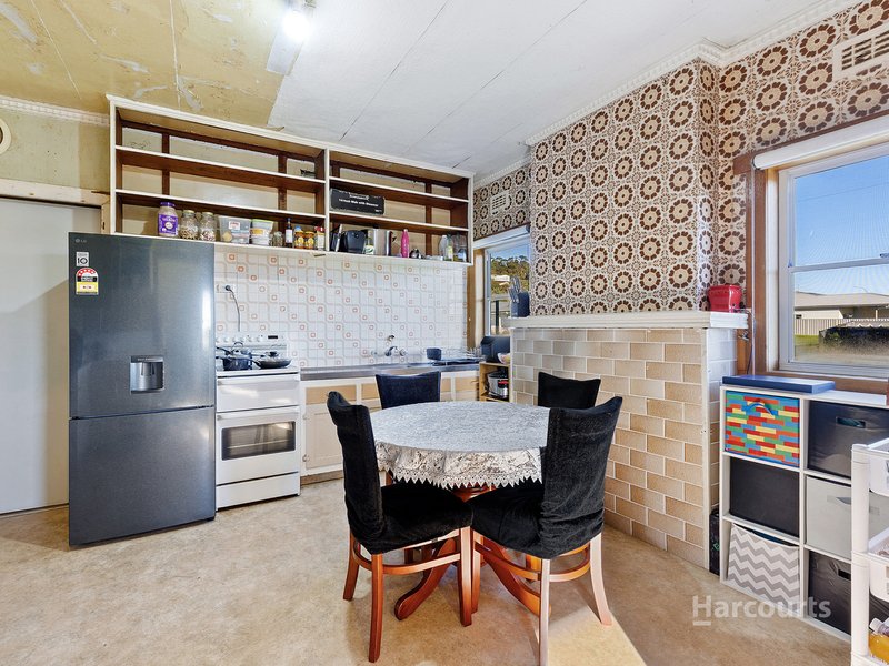 Photo - 8 Simpson Street, Somerset TAS 7322 - Image 6