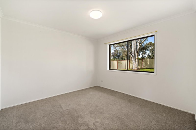 Photo - 8 Skertchly Place, Florey ACT 2615 - Image 9