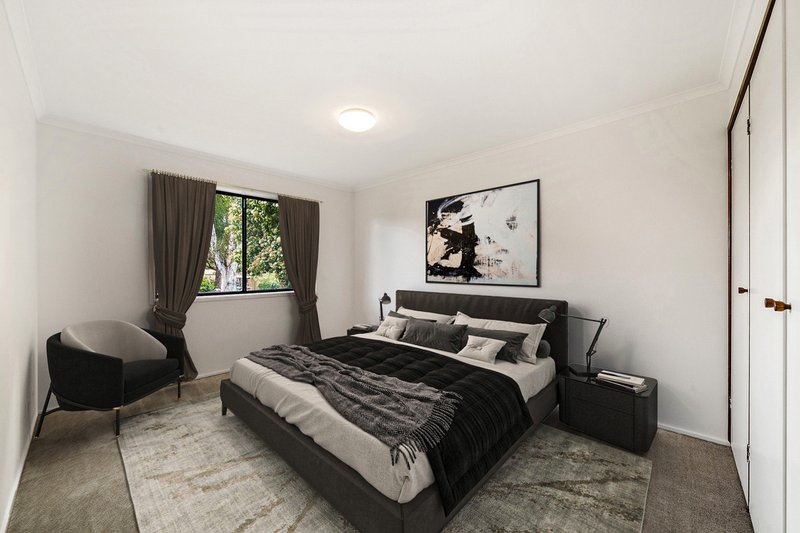 Photo - 8 Skertchly Place, Florey ACT 2615 - Image 5