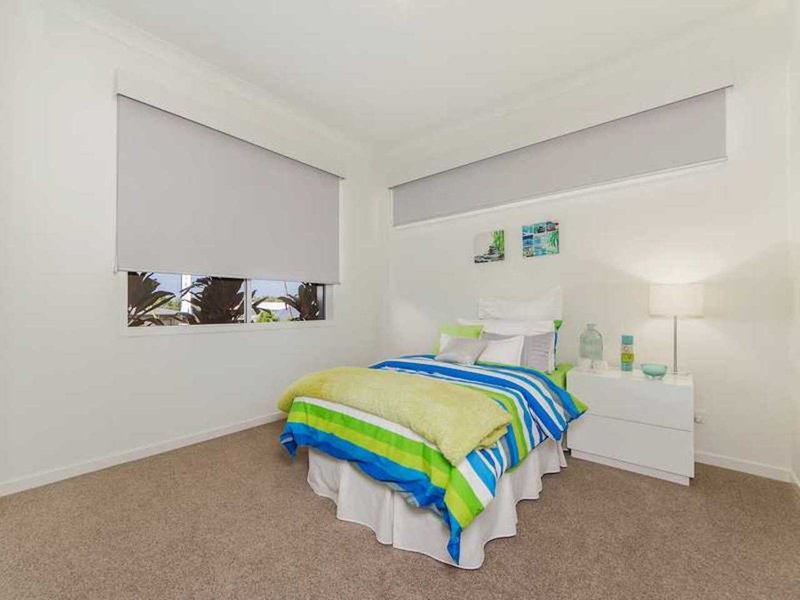 Photo - 8 Skywatch Circuit, Reedy Creek QLD 4227 - Image 9