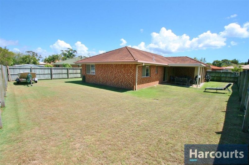 Photo - 8 Smout Crt , Sandstone Point QLD 4511 - Image 2