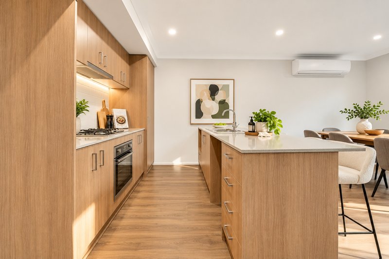Photo - 8 Snowflake Crescent, South Morang VIC 3752 - Image 3