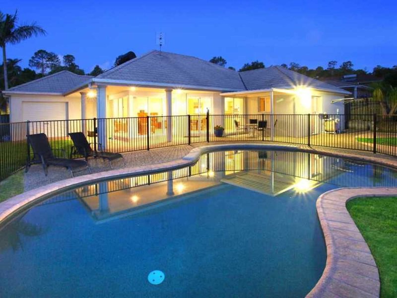 8 Society Court, Pacific Pines QLD 4211