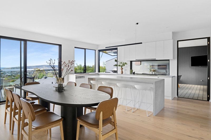 Photo - 8 Somerset Drive, Dromana VIC 3936 - Image 6