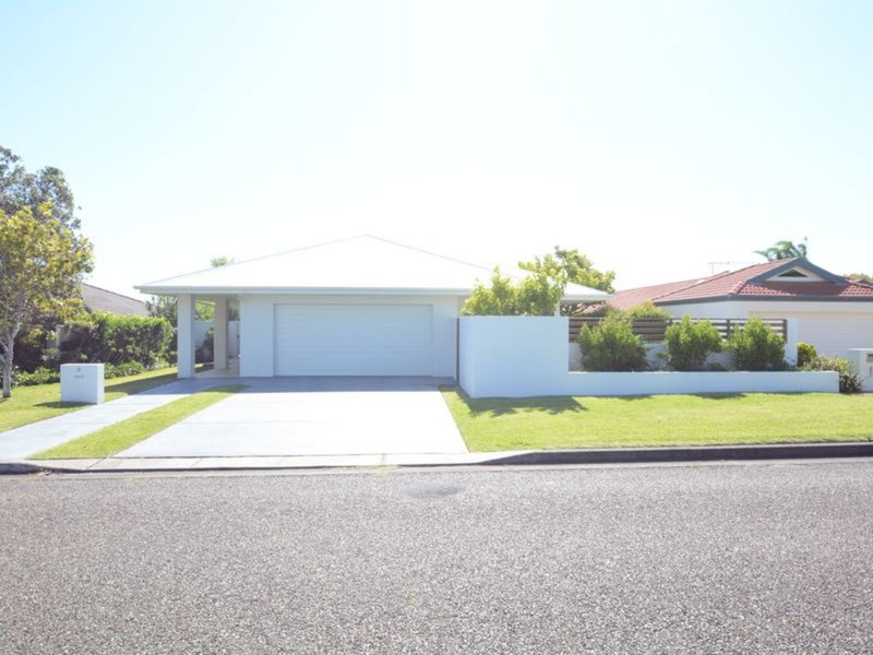 8 Spinnaker Cove, Wallabi Point NSW 2430