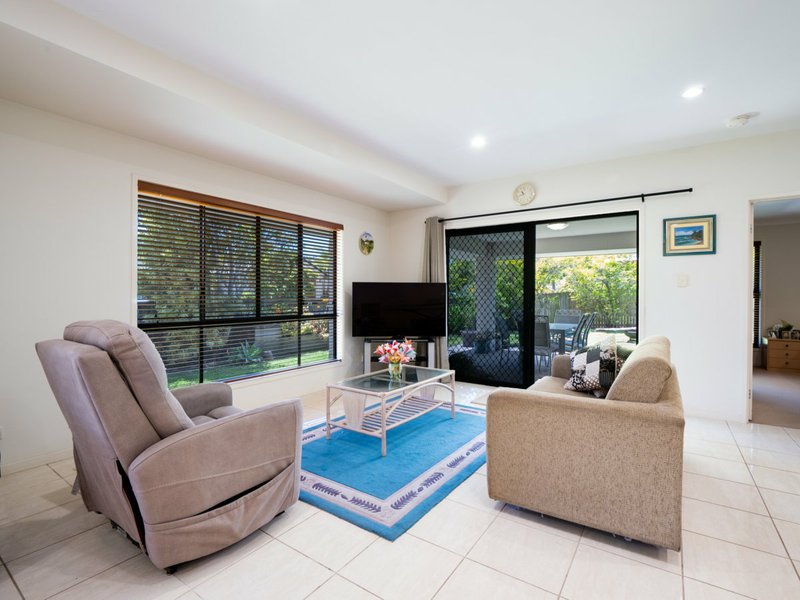 Photo - 8 Springbrook Street, Caloundra West QLD 4551 - Image 3