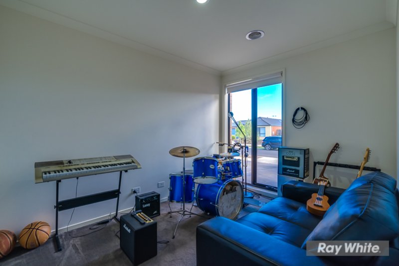 Photo - 8 Springleaf Road, Tarneit VIC 3029 - Image 5