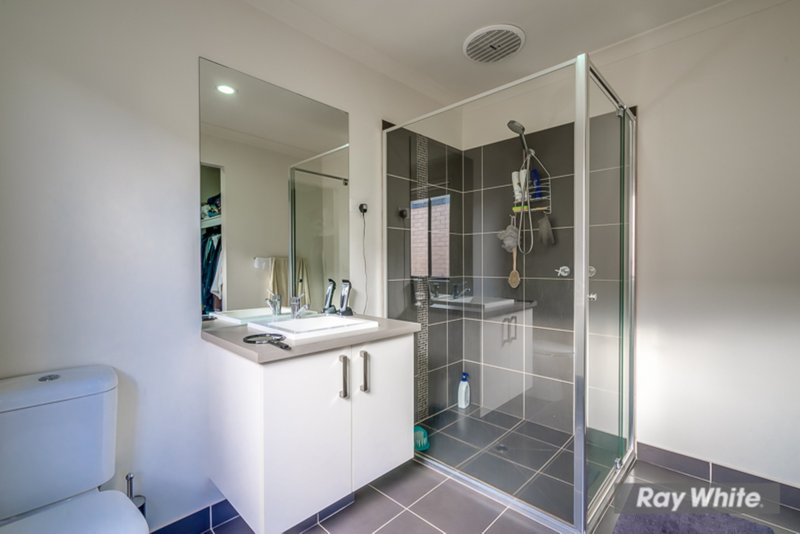 Photo - 8 Springleaf Road, Tarneit VIC 3029 - Image 7