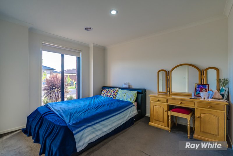 Photo - 8 Springleaf Road, Tarneit VIC 3029 - Image 8