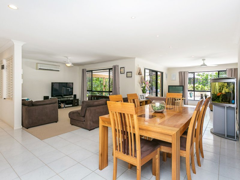 Photo - 8 Springsure Drive, Mudgeeraba QLD 4213 - Image 12