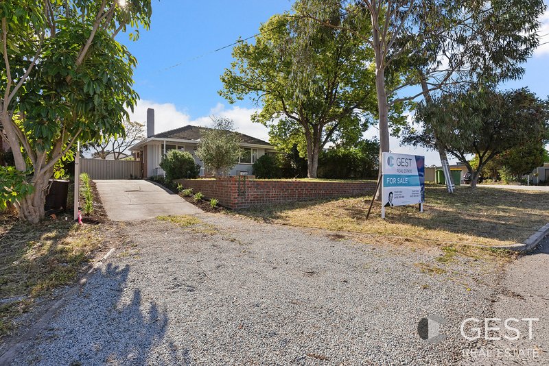 Photo - 8 Sproxton Way, Embleton WA 6062 - Image 4