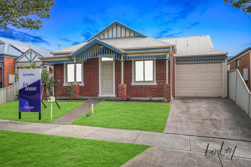 8 St Ives Place, Craigieburn VIC 3064