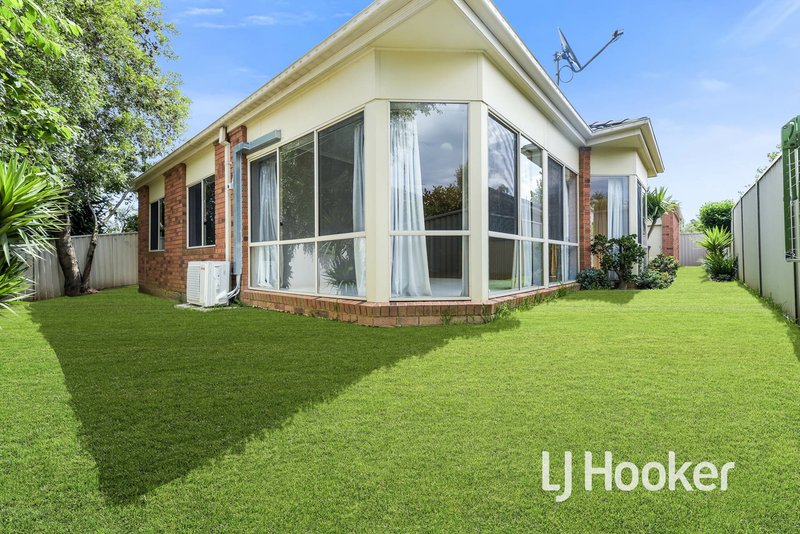 Photo - 8 St Leonard Way, Pakenham VIC 3810 - Image 13