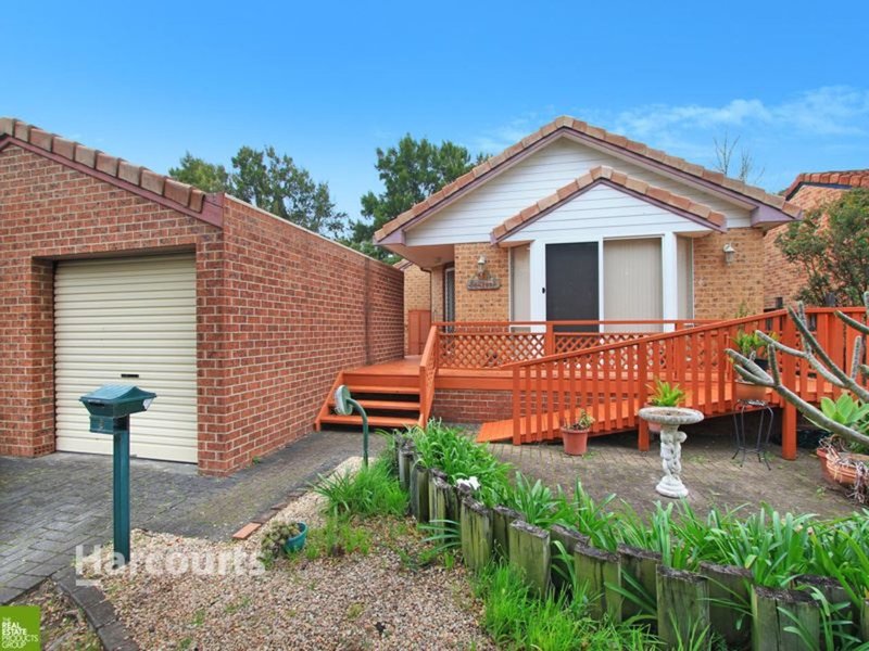 8 Stanthorpe Drive, Kanahooka NSW 2530