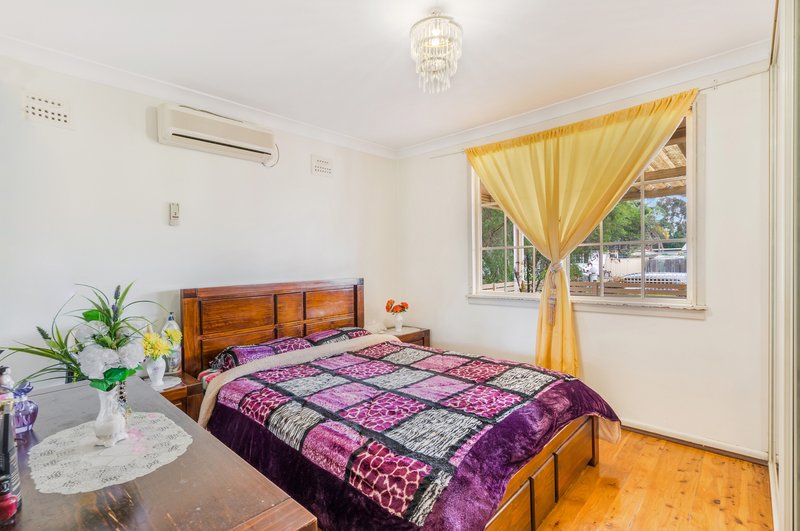 Photo - 8 Stanwell Crescent, Ashcroft NSW 2168 - Image 13