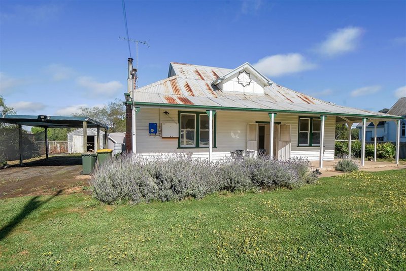 8 Station Street, Goroke VIC 3412