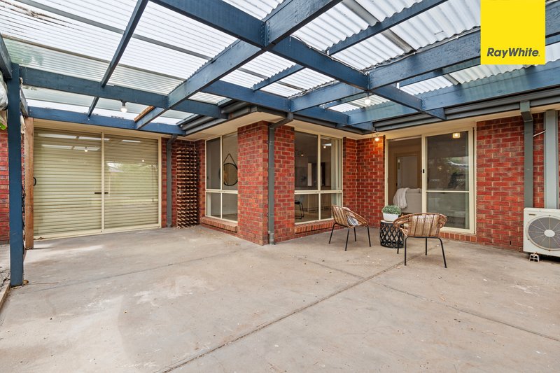 Photo - 8 Staton Crescent, Melton West VIC 3337 - Image 16