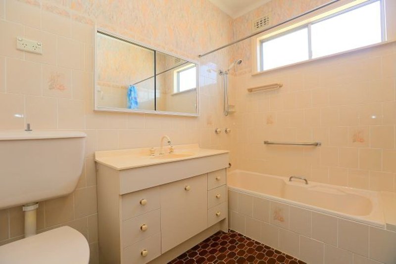 Photo - 8 Stevens Street, Panania NSW 2213 - Image 7