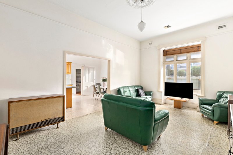 Photo - 8 Stewart Street, Brunswick VIC 3056 - Image 5