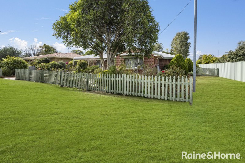 Photo - 8 Stirling Street, Capel WA 6271 - Image 2