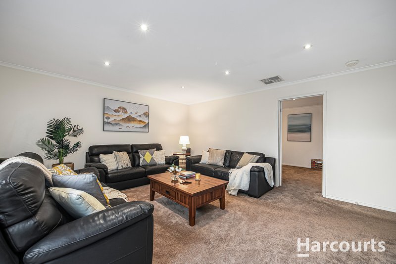 Photo - 8 Stockmans Drive, Vermont South VIC 3133 - Image 8