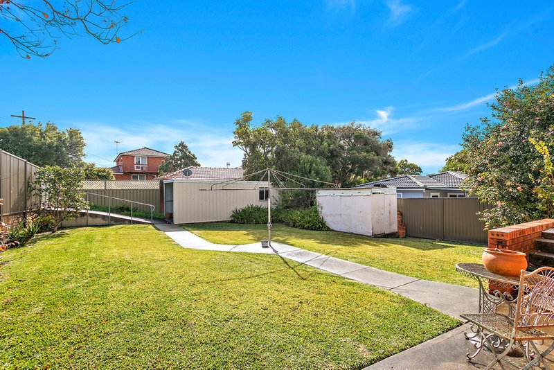 Photo - 8 Stoney Creek Road, Beverly Hills NSW 2209 - Image 7