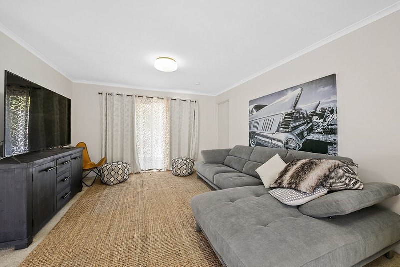 Photo - 8 Stonycroft Street, Aspley QLD 4034 - Image 9