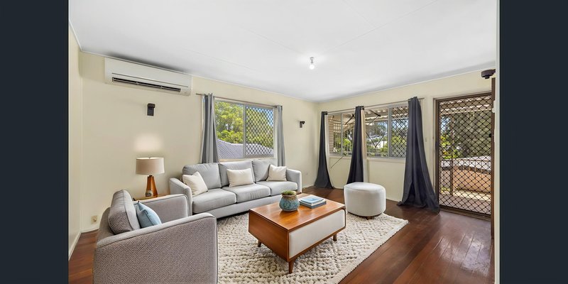 Photo - 8 Stratheden Street, Darra QLD 4076 - Image 1